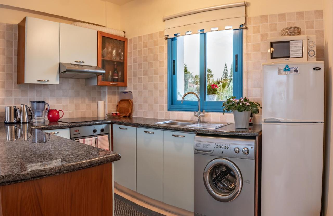 Penthouse Direkt Am Meer Polis Exterior foto